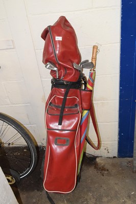 Lot 844 - Case of golf clubs