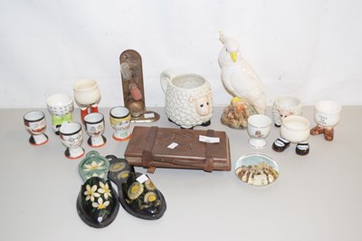 Lot 22 - Mixed Lot: Various egg cups, various ornaments,...