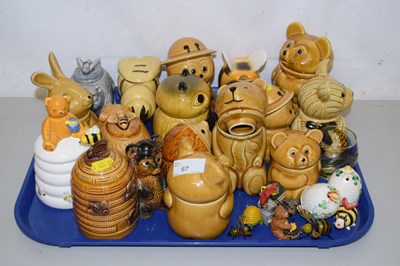 Lot 67 - Mixed Lot: Various preserve pots mainly formed...