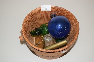 Lot 167 - Small bowl and various glass wares