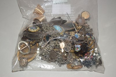 Lot 96 - Mixed Lot: Costume jewellery