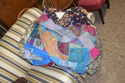 Lot 326 - Mixed Lot: Bedspead, curtain etc