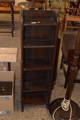 Lot 373 - Small open front oak bookcase