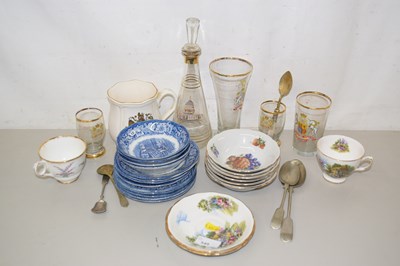 Lot 549 - Mixed Lot: Various glass wares, royal...