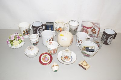 Lot 563 - Mixed Lot: Various royal commemorative cups...