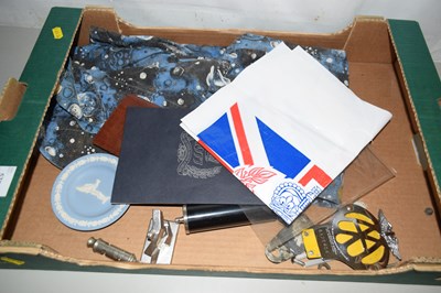 Lot 576 - Box of assorted items AA badge, Queen's silver...
