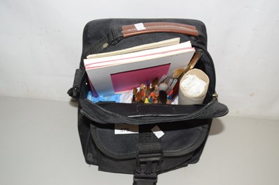 Lot 579 - An artists case containing various paint...