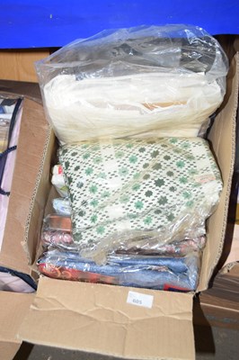 Lot 605 - Box of various as new curtains