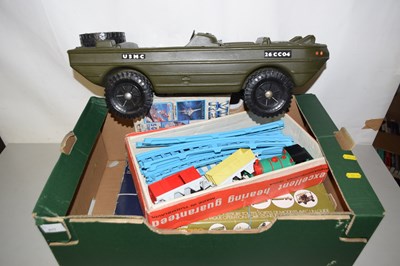 Lot 617 - Mixed Lot: Various children's games, plastic...