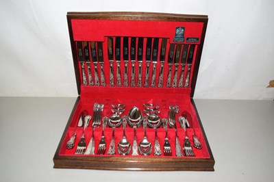 Lot 619 - An Arthur Price silver plated canteen of cutlery