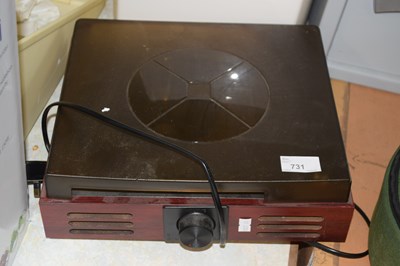 Lot 731 - Small record player