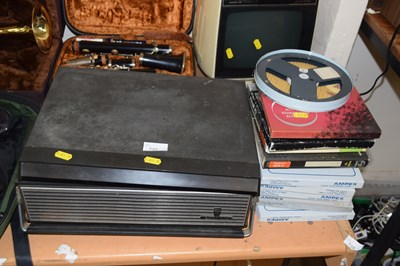 Lot 737 - A Grundig TK124 reel to reel tape player...