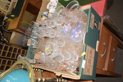 Lot 754 - Box of assorted glass wares