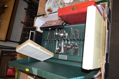 Lot 771 - One box of assorted cutlery