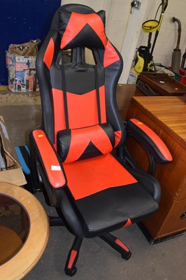 Lot 813 - A gaming chair