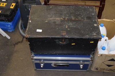 Lot 824 - Small painted pine box and a flight case