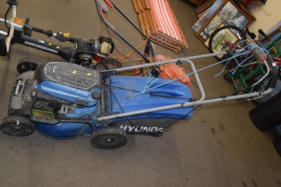 Lot 828 - A Hyundai lawnmower