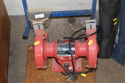 Lot 842 - A Power Devil bench grinder