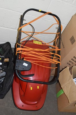 Lot 862 - An electric lawnmower