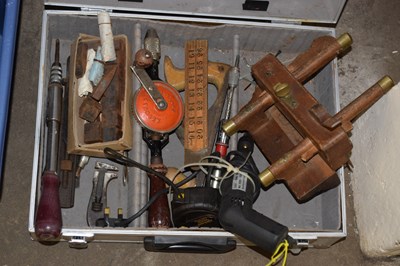 Lot 868 - A flight case containing assorted tools