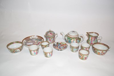 Lot 202 - A quantity of 19th Century Cantonese porcelain...