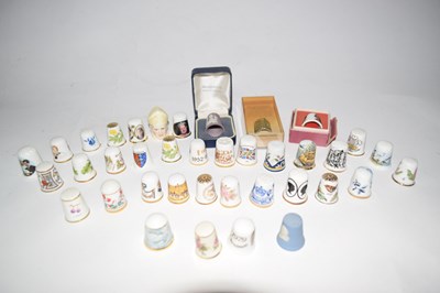 Lot 320 - Plastic bag containing a collection of...
