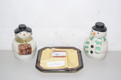 Lot 67 - A Thompson & Co Doulton ashtray together with...