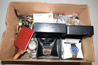 Lot 80 - Box of mixed wristwatches