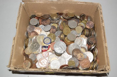 Lot 112 - One box of various circulated coinage