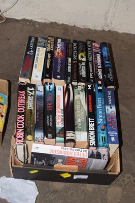 Lot 585 - Box of paperback fiction