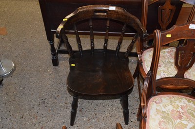 Lot 334 - 20th Century bow back kitchen chair