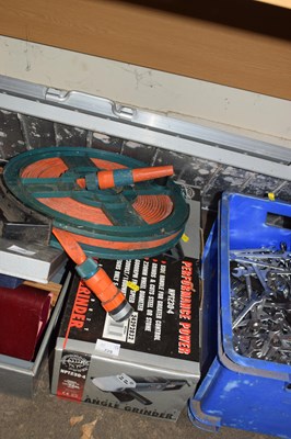 Lot 729 - A folding aluminium car ramp, hose reels and...