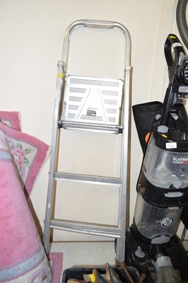 Lot 715 - Folding stepladder